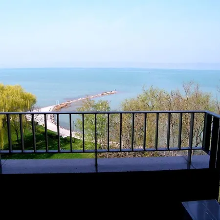 Apartment Club218 Viktoria Wellness Apartman Siofok
