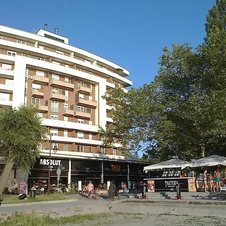 Club218 Viktoria Wellness Apartman Apartment